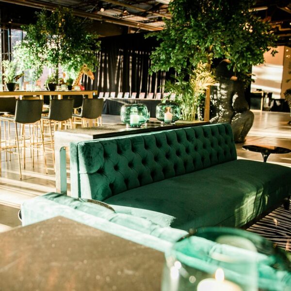 SS-451 | VELVET TUFTED BACK SOFA HUNTER GREEN