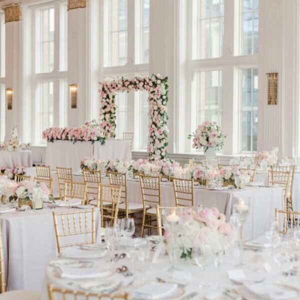 CH-051 | CHIVARI DINING CHAIR GOLD WITH CUSHION