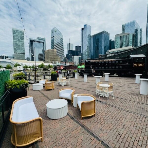 SS-622 | NAPA NATURAL CANE SOFA WHITE LINEN FABRIC