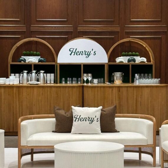 BAR-090 | SYDNEY FLUTED 6FT BAR NATURAL WOOD