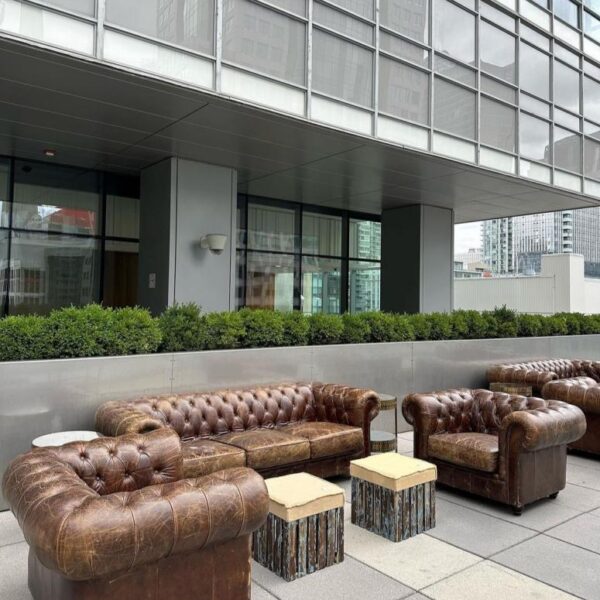 SS-371 | DISTRESSED SINGLE CHAIR BROWN