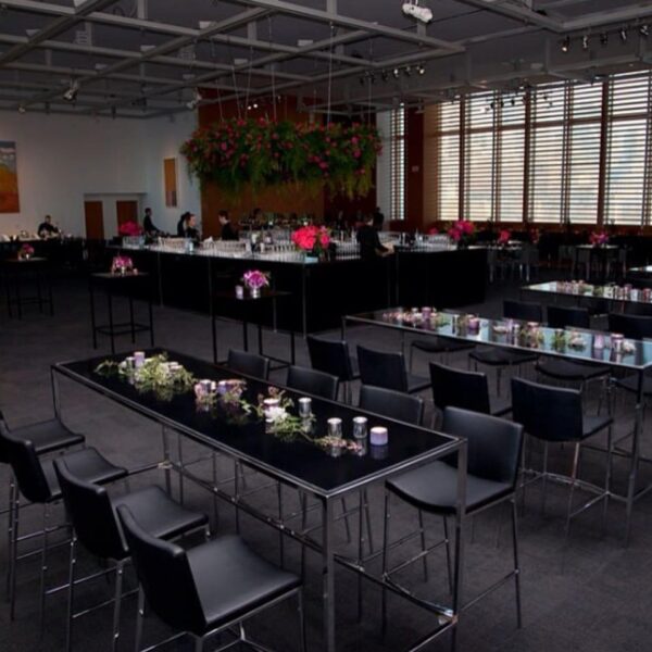 BS-006 | PITT BARSTOOL CHROME LEGS WITH BLACK SEAT