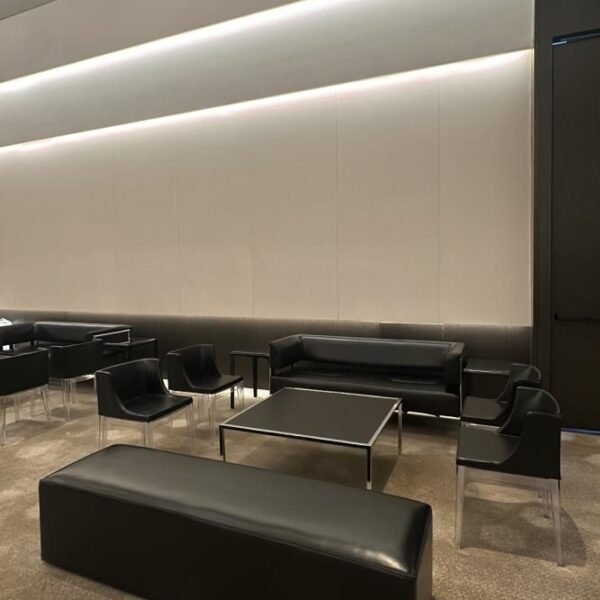 SS-048 | OPEN BACK SOFA BLACK