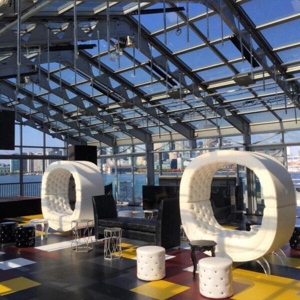 SS-363 | GLOBE BENCH WHITE