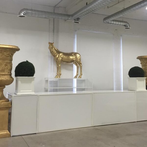 MISC-BA-054 | WHITE RESIN TOPIARY BOX