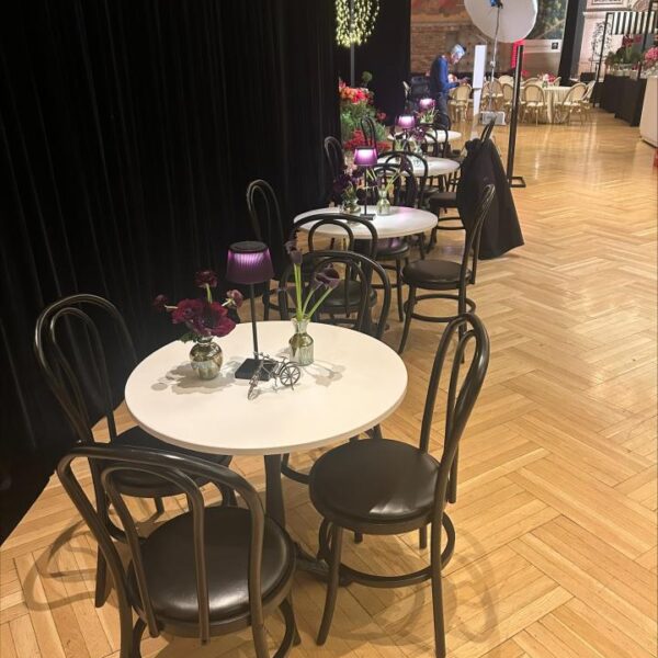 CASUAL-115 | MARSEILLE CAFÉ TABLE BLACK BASE WITH WHITE TOP