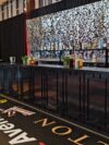 BAR-010 | 6' BAR BACK BLACK FRAME WITH PLEXI