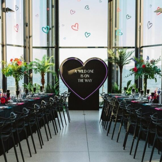 CH-063 | LINCOLN CHAIR BLACK