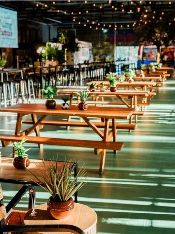 MISC-CASUAL-300 | NATURAL WOOD PICNIC TABLE