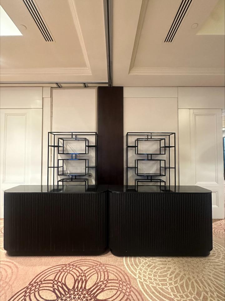 BAR-092 | SYDNEY FLUTED 6FT BAR BLACK WOOD
