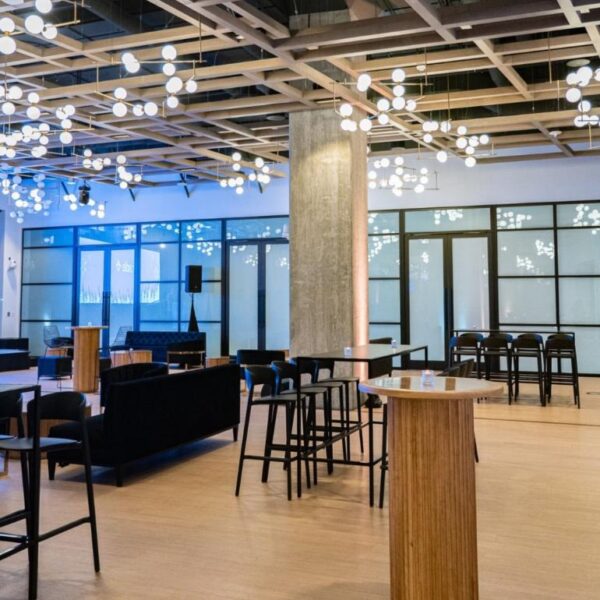 CRU-074 | SYDNEY FLUTED ROUND CRUISER TABLE NATURAL WOOD