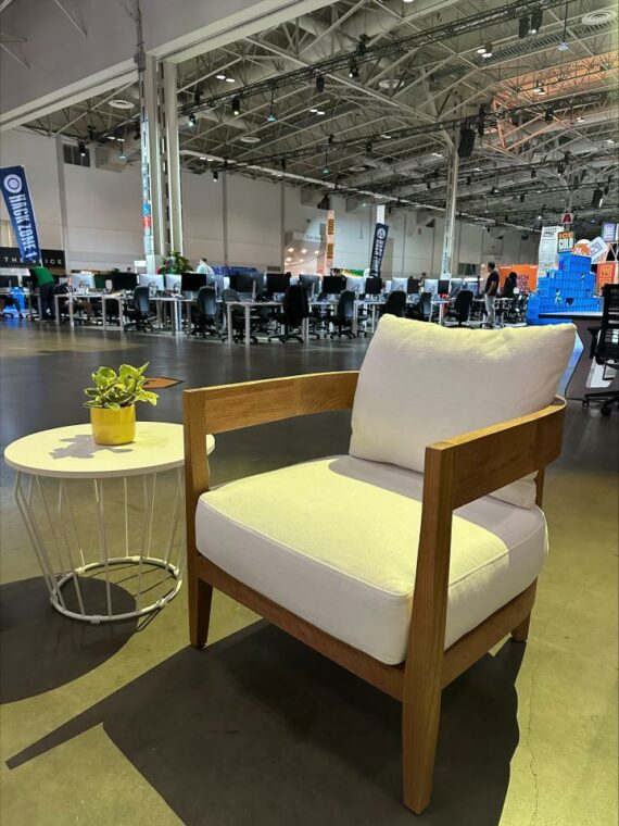 SS-701 | NIAGARA NATURAL WOOD SINGLE CHAIR WITH LINEN FABRIC CUSHIONS