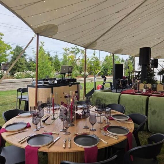 CASUAL-161 | SYDNEY FLUTED ROUND DINING TABLE NATURAL WOOD