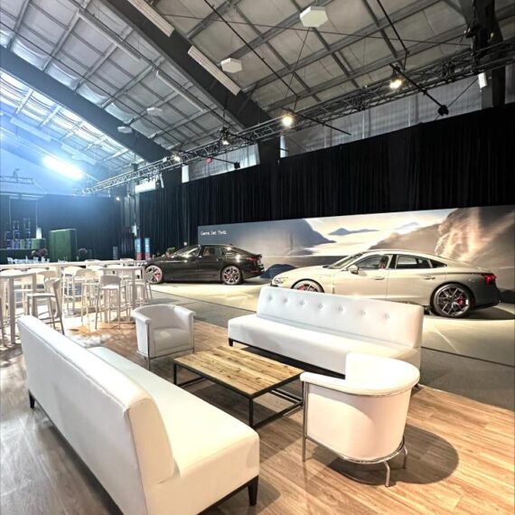 SS-296 | BK SOFA WHITE 7FT