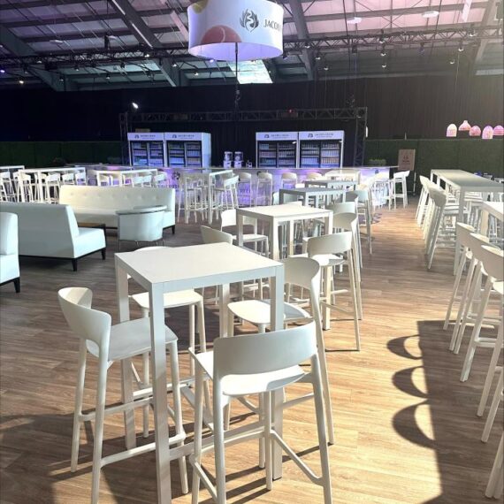 CRU-110 | SQ. WHITE FRAME CRUISER ALUMINUM TOP