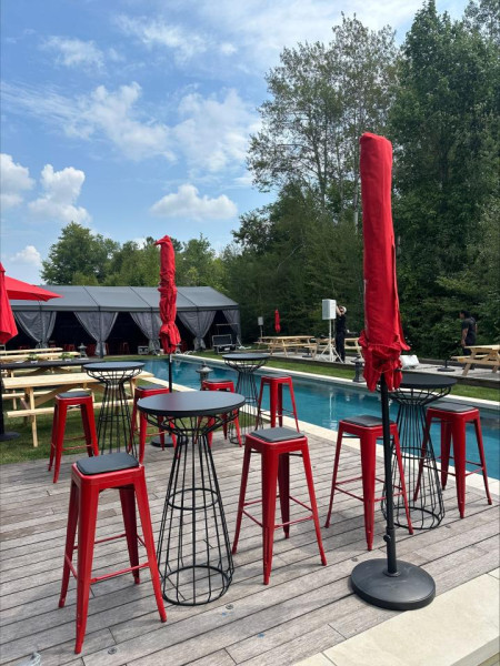 MISC-UMB-002 | RED MARKET UMBRELLA WITH BASE