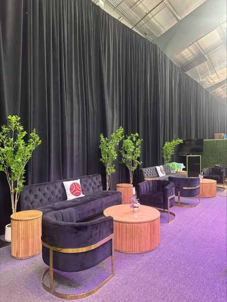 SS-615 | ROUND VELVET GOLD FRAME SINGLE CHAIR BLACK