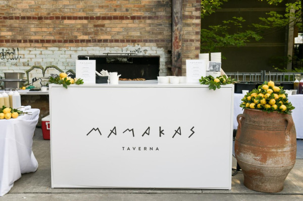 BAR-011 | 6FT BAR WHITE FRAME WITH PLEXI