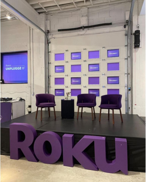 CH-061 | OMNI CHAIR PURPLE FABRIC WITH DARK WOOD LEGS