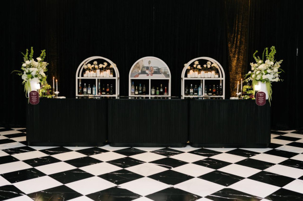 BAR-092 | SYDNEY FLUTED 6FT BAR BLACK WOOD