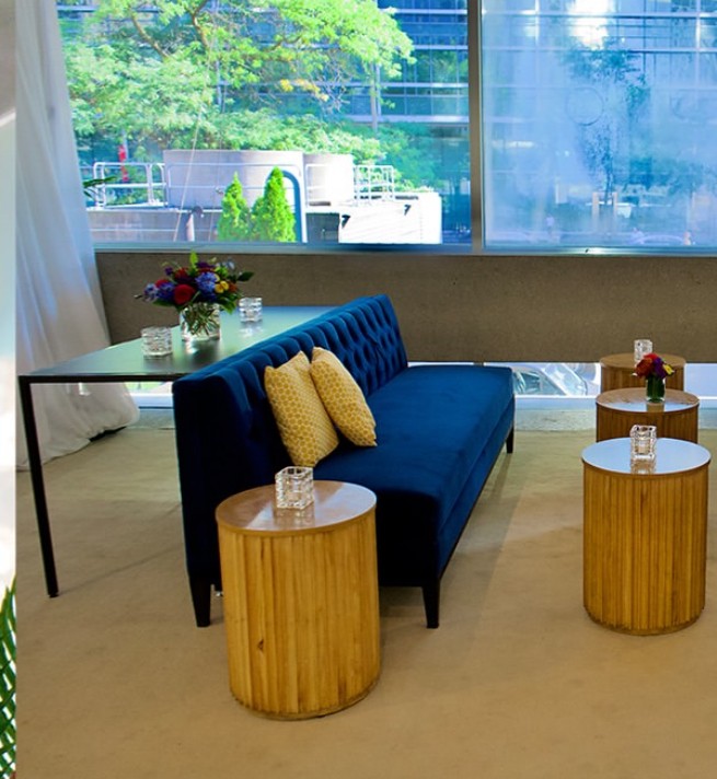 ET-075 | SYDNEY FLUTED ROUND END TABLE NATURAL WOOD
