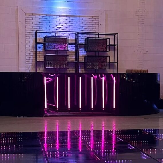 BAR-017 | 6FT BAR BLACK FRAME WITH PLEXI