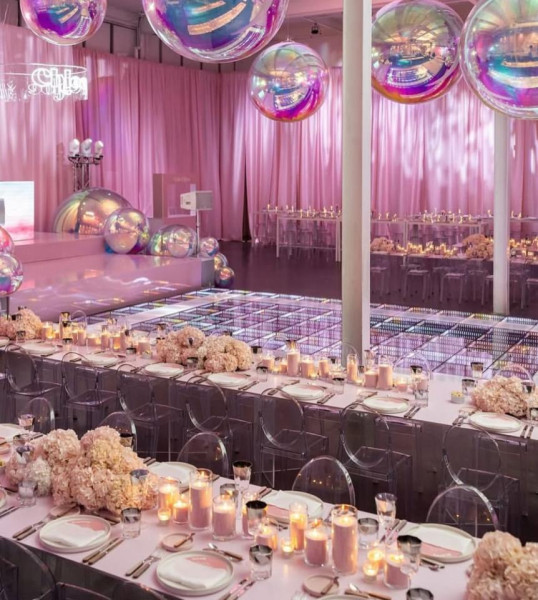 CH-003 | CLEAR ACRYLIC ROUND BACK CHAIR