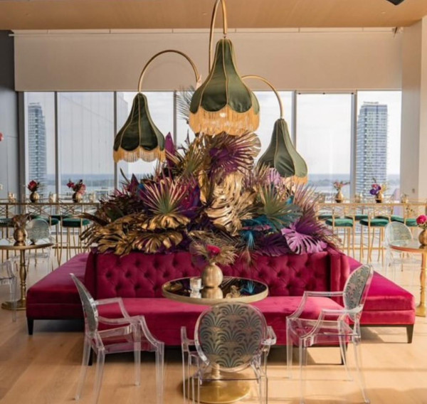 SS-521 | VELVET TUFTED BACK SOFA CRIMSON