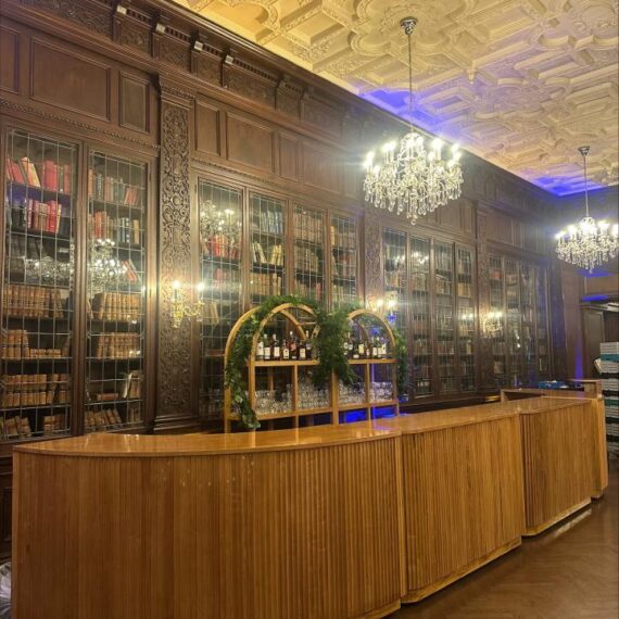 BAR-087 | SYDNEY ARCHED BAR SHELF NATURAL WOOD