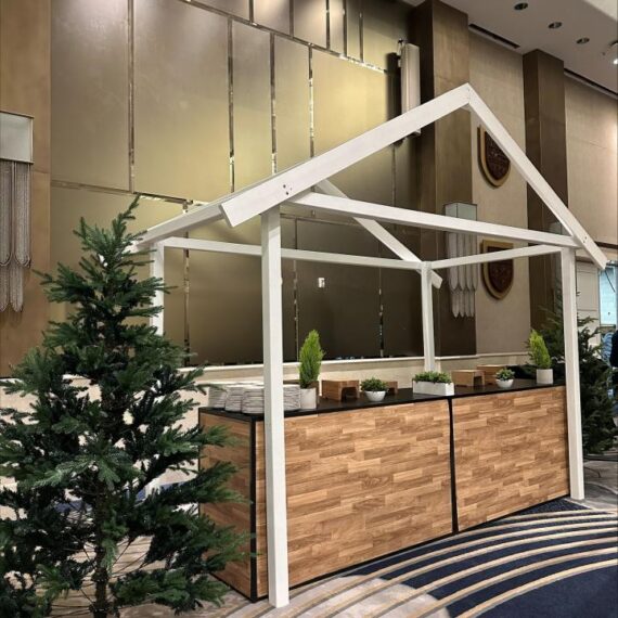 BAR-017 | 6FT BAR BLACK FRAME WITH PLEXI