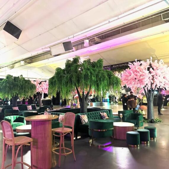 SS-451 | VELVET TUFTED BACK SOFA HUNTER GREEN