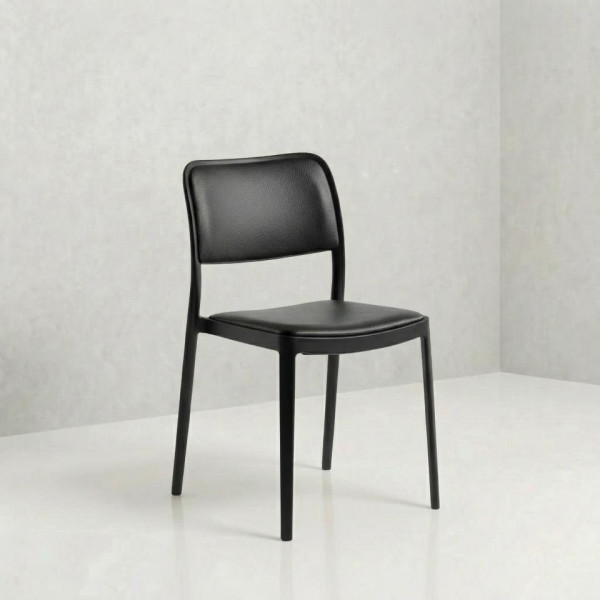 CH-205 | GRIFFIN CHAIR BLACK LEATHER