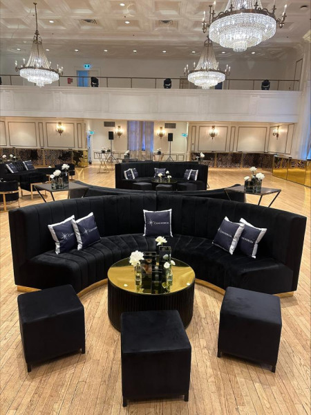 SS-484 | ELOISE VELVET BANQUETTE BLACK