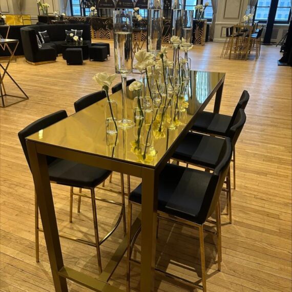 COMM-012 | SEAMLESS LARGE COMMUNAL TABLE GOLD FRAME WITH PLEXI TOP