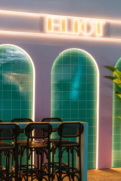 BS-182 | NAPA CANE OVAL BARSTOOL BLACK WOOD