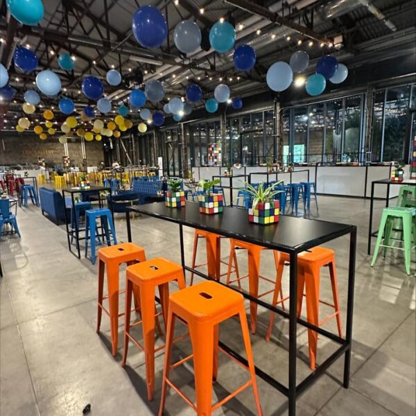 COMM-009 | SKINNY COMMUNAL TABLE BLACK FRAME WITH PLEXI TOP